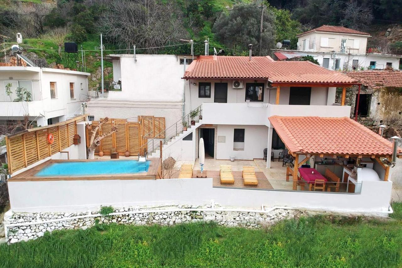 Villa Roxani Meskla المظهر الخارجي الصورة